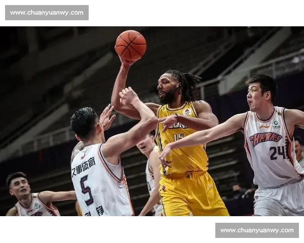 广东队vs新疆强强对话赛场博弈引爆联赛焦点之夜巅峰较量来袭